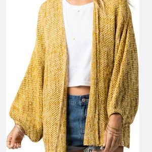 Rip Curl Balloon sleeve sweater